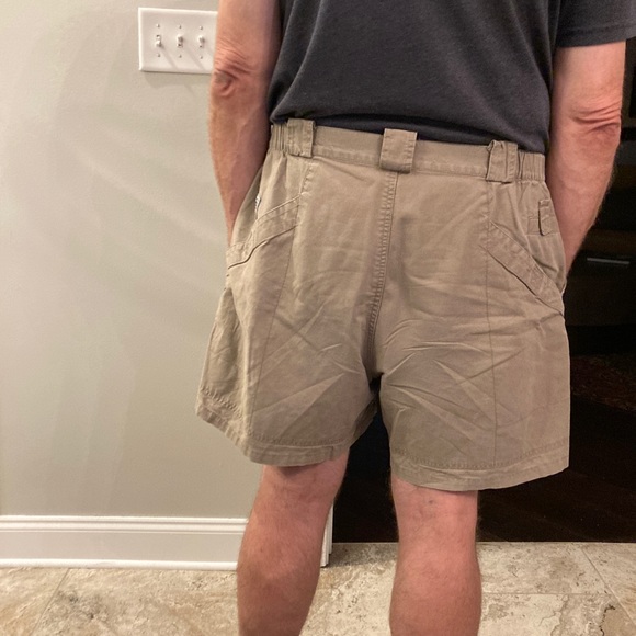 Columbia PFG shorts. Smoke free home. - Picture 2 of 3